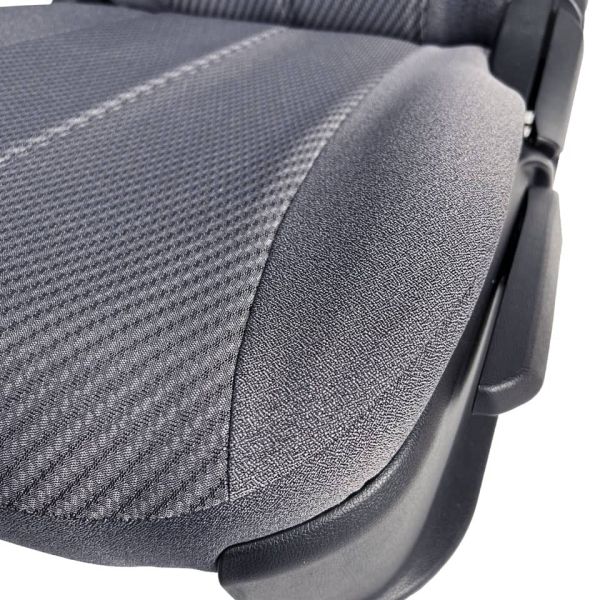 Чехлы из Жаккарда на Skoda Yeti 2009-2018 г.в. Чехлы из Жаккарда на Skoda Yeti 2009-2018 г.в.